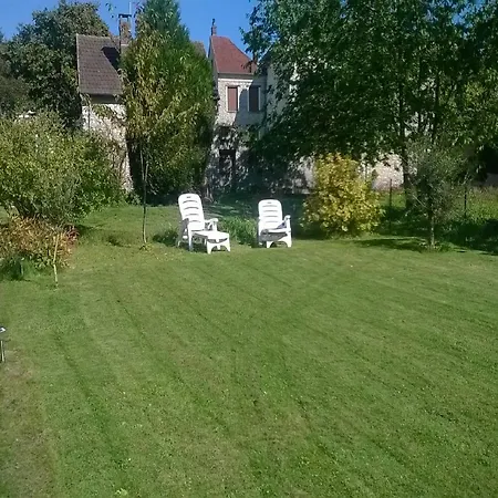 Chez Robins * Trie-Chateau